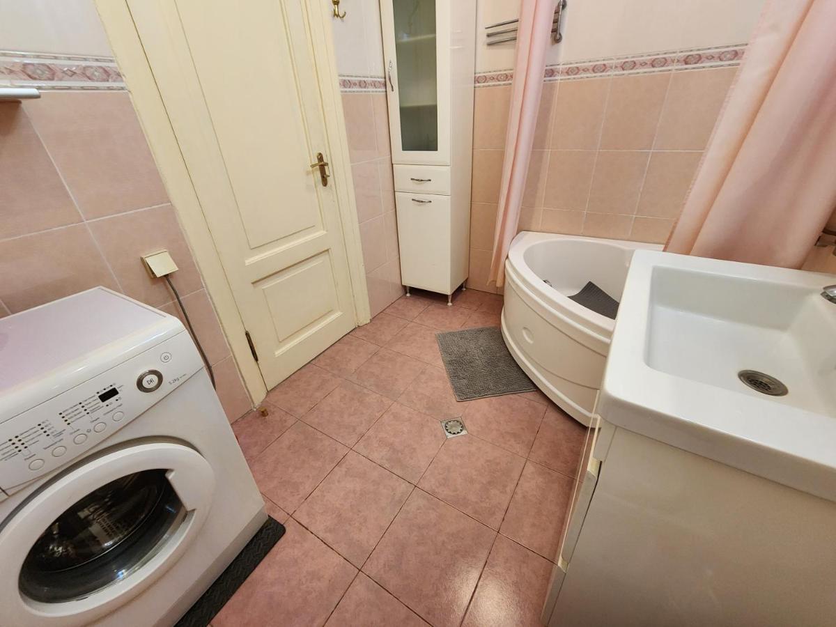 Riverside Baratashvili Apartment Tbilisi Ngoại thất bức ảnh